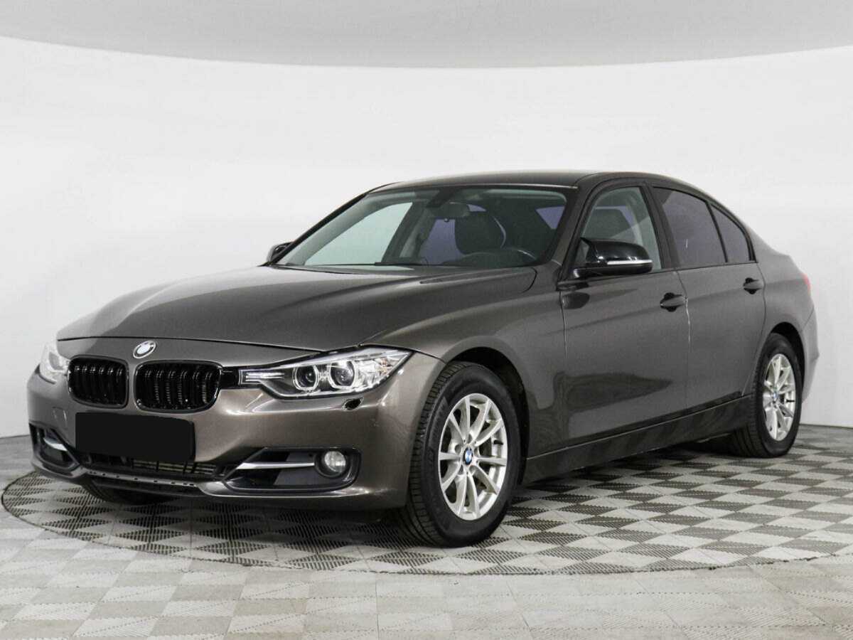 BMW 3 серии 2013 года с пробегом. Посмотреть фото