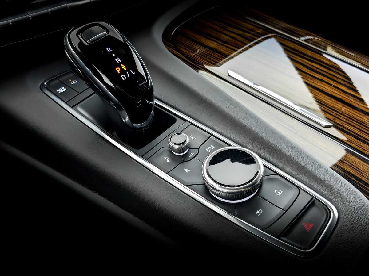 Cadillac Escalade 2021 года с пробегом. Фото: #26