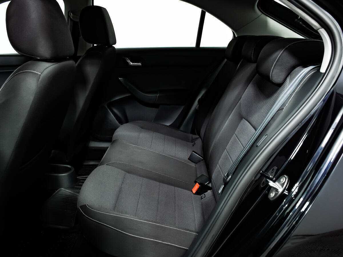 Skoda Rapid 2014 года с пробегом. Фото: #11