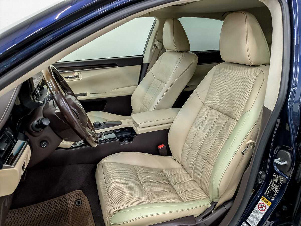 Lexus ES 2015 года с пробегом. Фото: #19