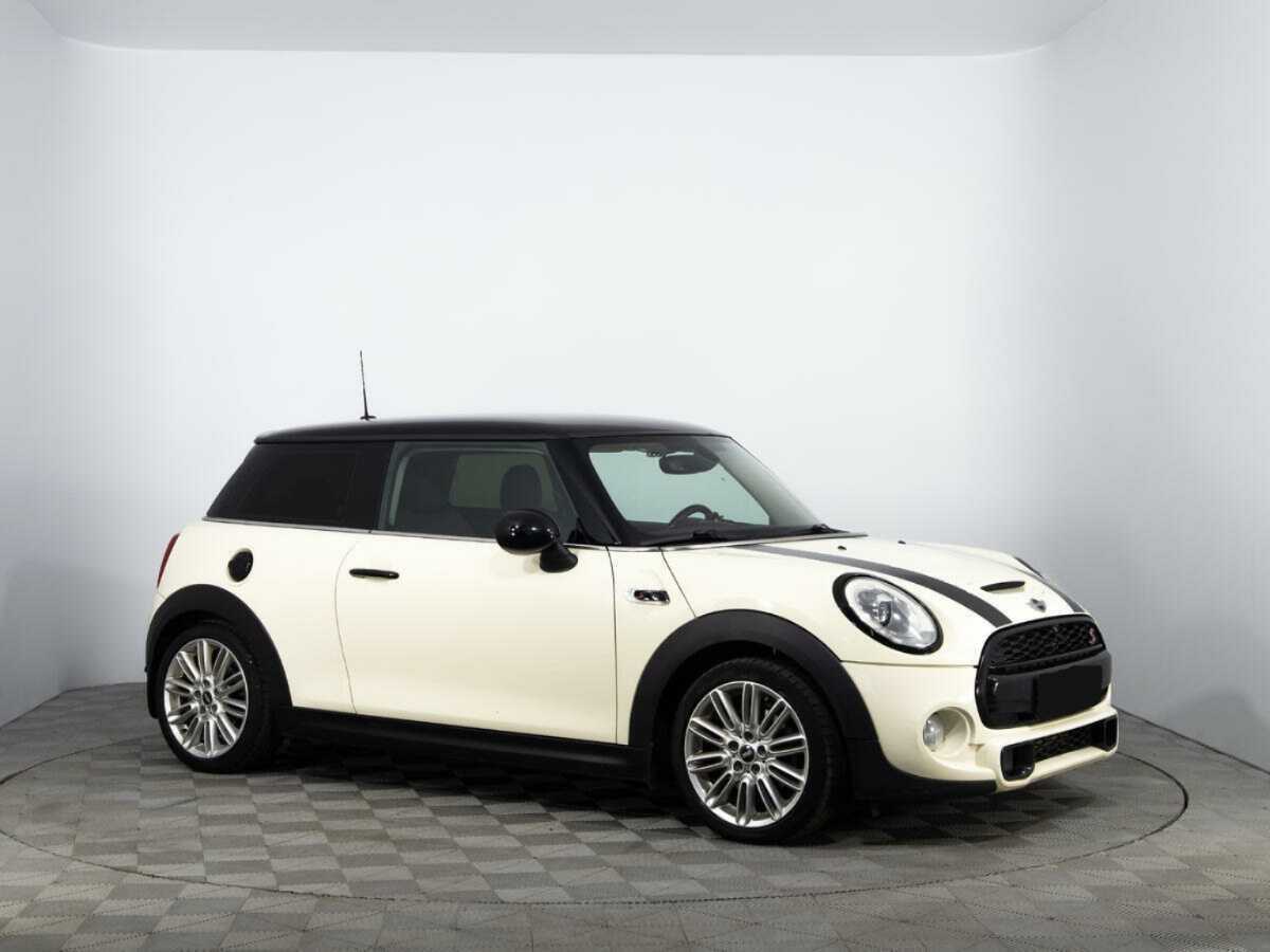 Mini Hatch 2014 года с пробегом. Фото: #2