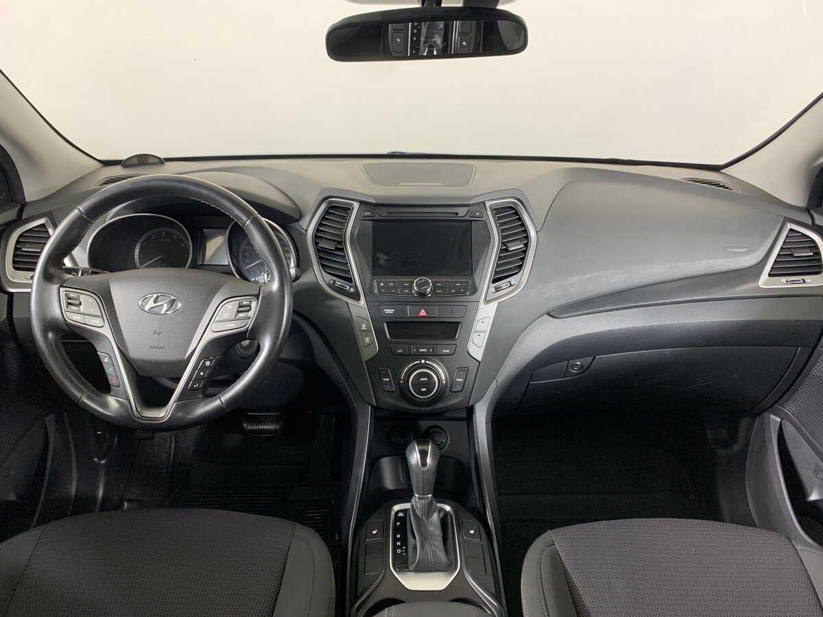 Hyundai Santa Fe 2017 года с пробегом. Фото: #9