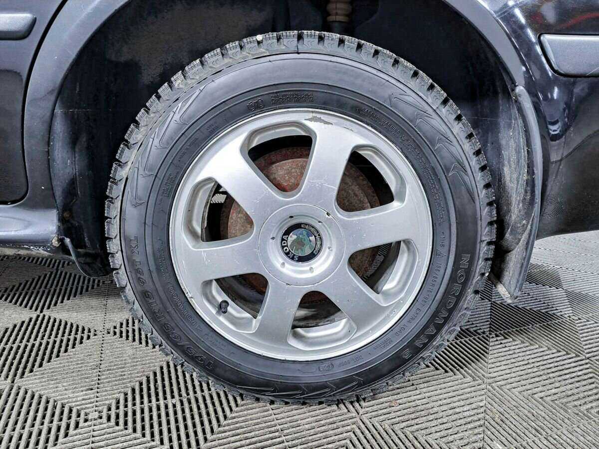 Skoda Octavia 2008 года с пробегом. Фото: #13