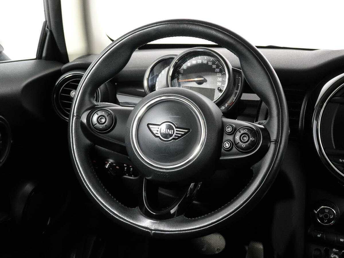 Mini Hatch 2018 года с пробегом. Фото: #14