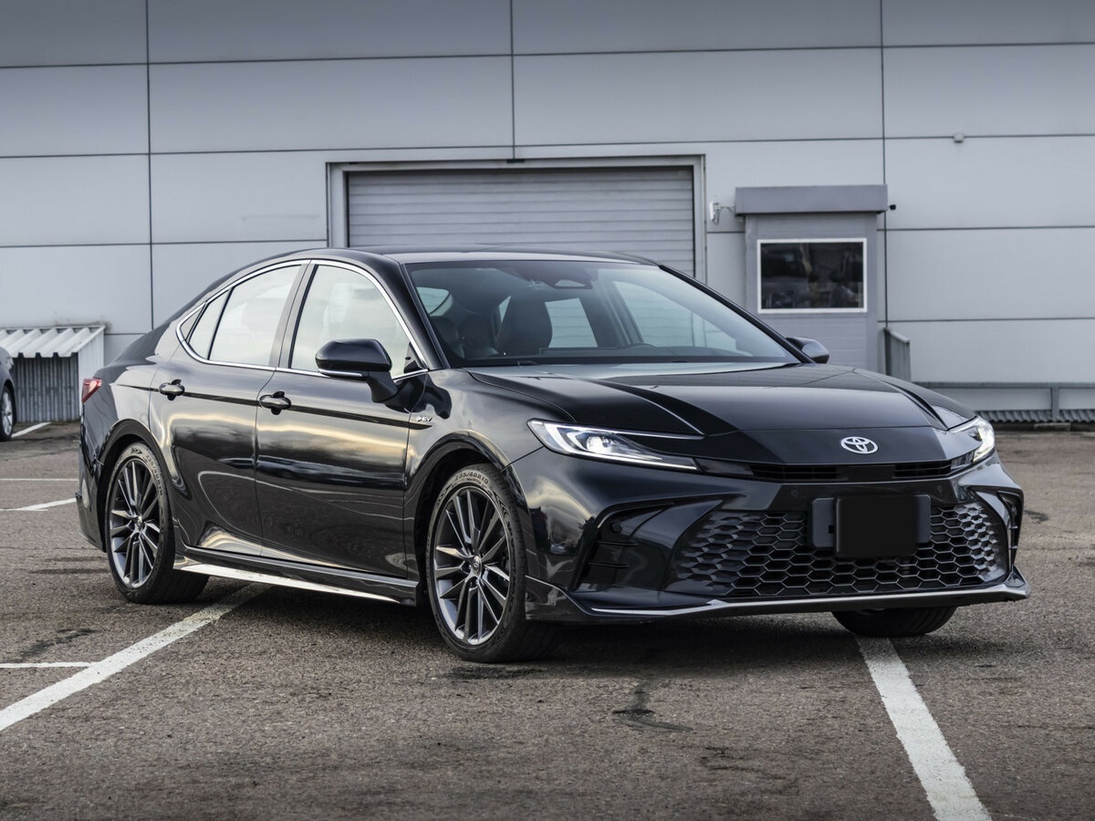 Toyota Camry 2024 года с пробегом. Фото: #2