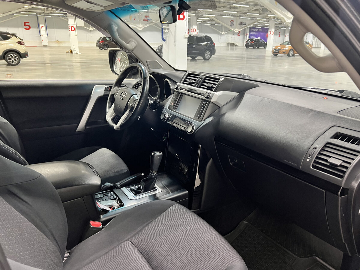 Toyota Land Cruiser Prado 2015 года с пробегом. Фото: #10