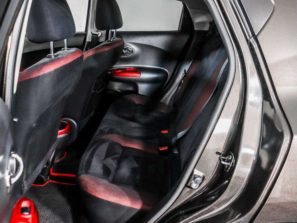 Nissan Juke 2011 года с пробегом. Фото: #11