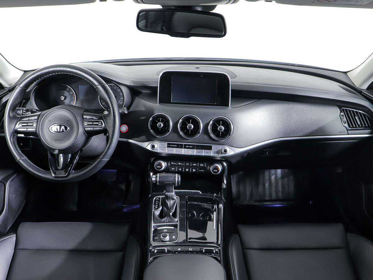Kia Stinger 2019 года с пробегом. Фото: #12