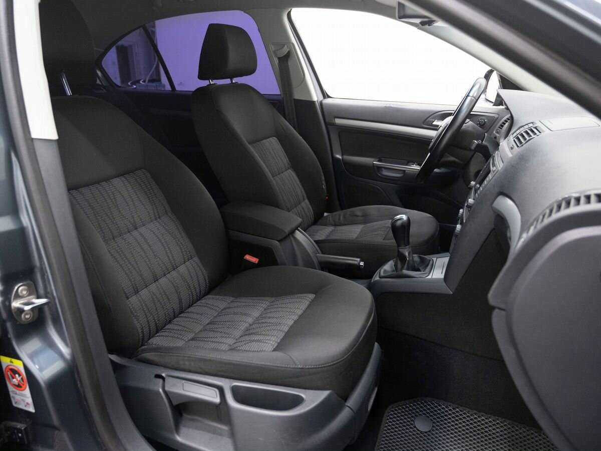 Skoda Octavia 2010 года с пробегом. Фото: #11