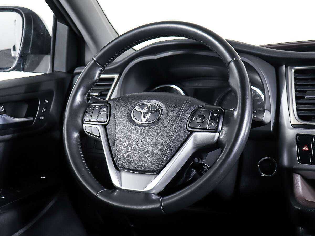 Toyota Highlander 2019 года с пробегом. Фото: #15