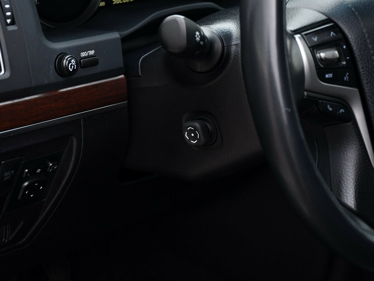 Toyota Land Cruiser 2017 года с пробегом. Фото: #20