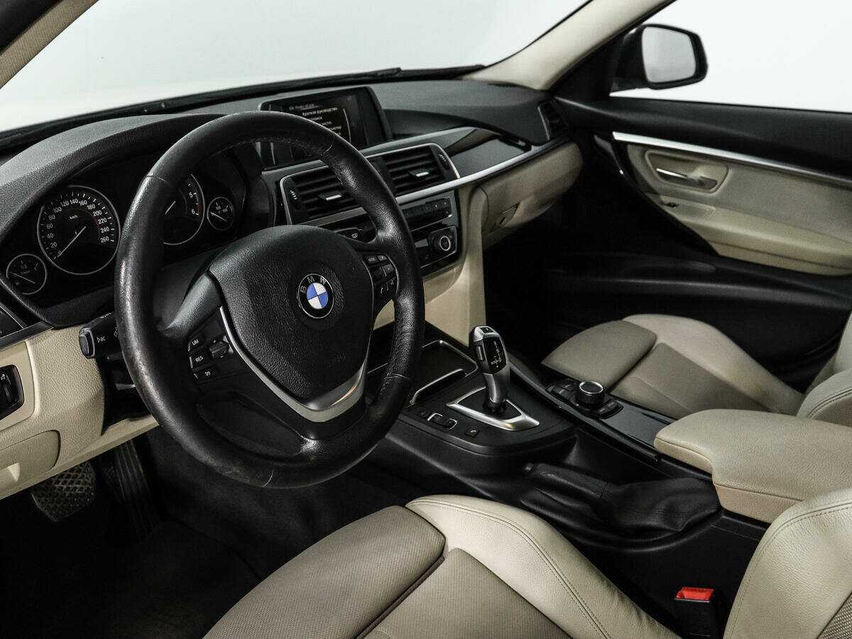 BMW 3 серии 2016 года с пробегом. Фото: #8