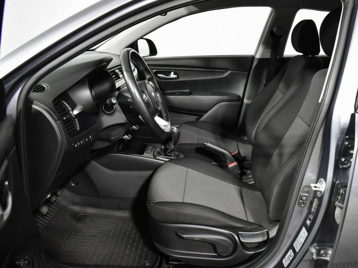Kia Rio 2020 года с пробегом. Фото: #9