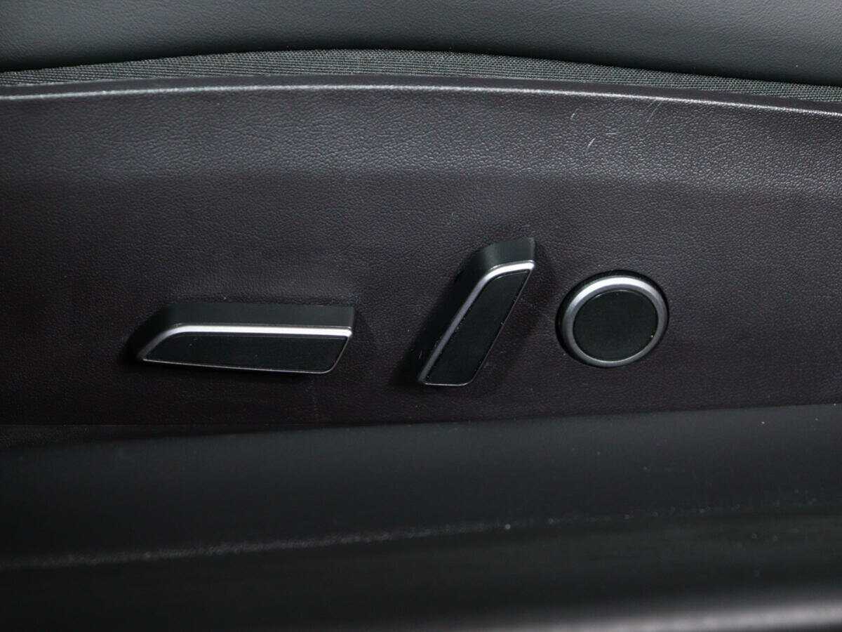 Tesla Model 3 2022 года с пробегом. Фото: #14