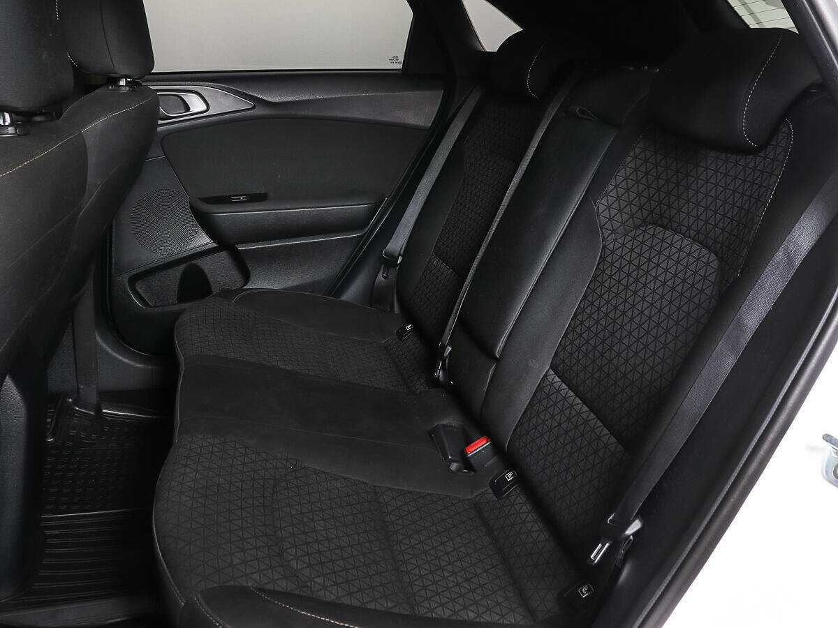Kia Ceed 2019 года с пробегом. Фото: #8