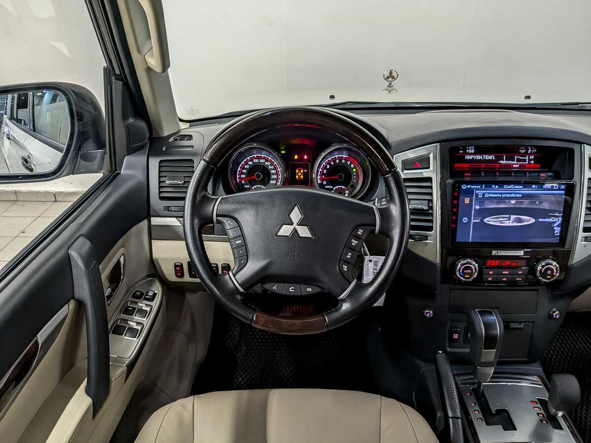 Mitsubishi Pajero 2020 года с пробегом. Фото: #21