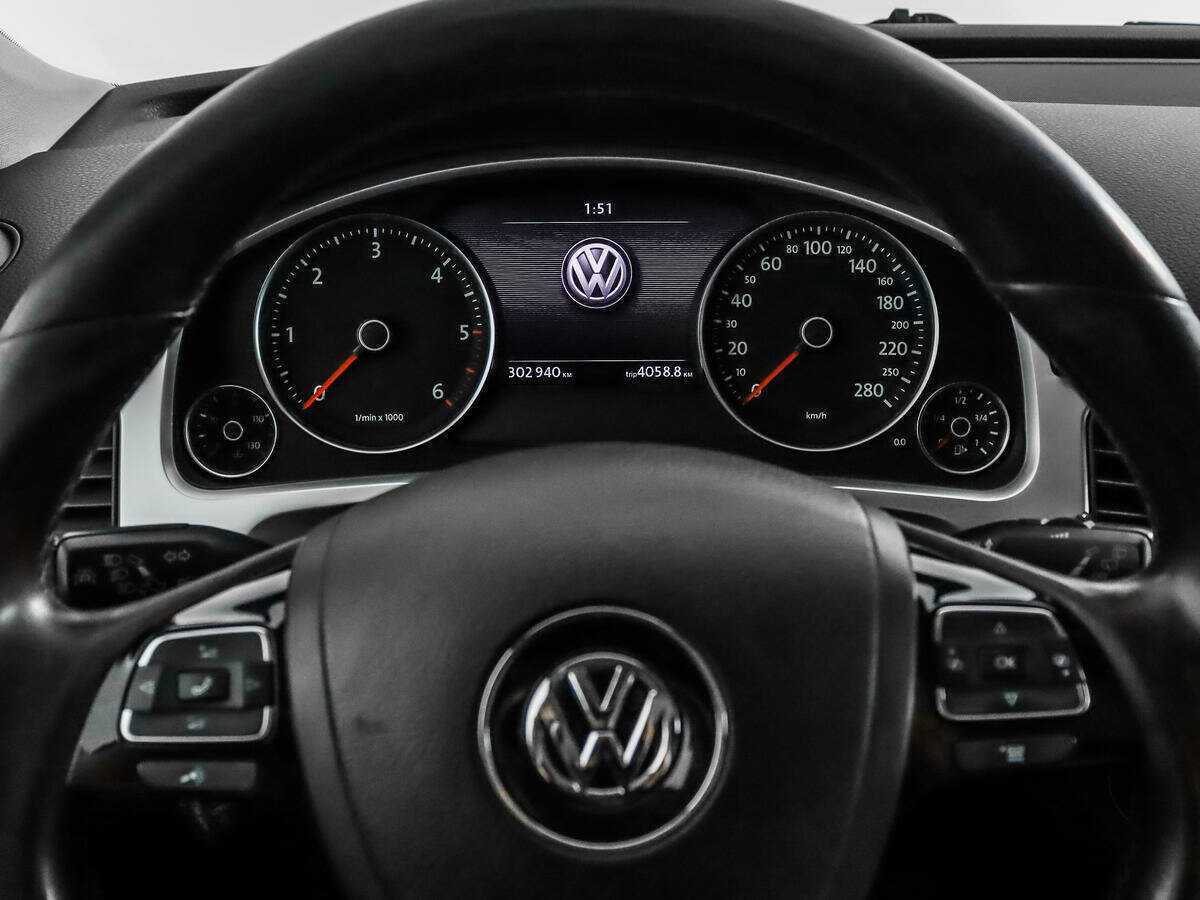 Volkswagen Touareg 2010 года с пробегом. Фото: #18