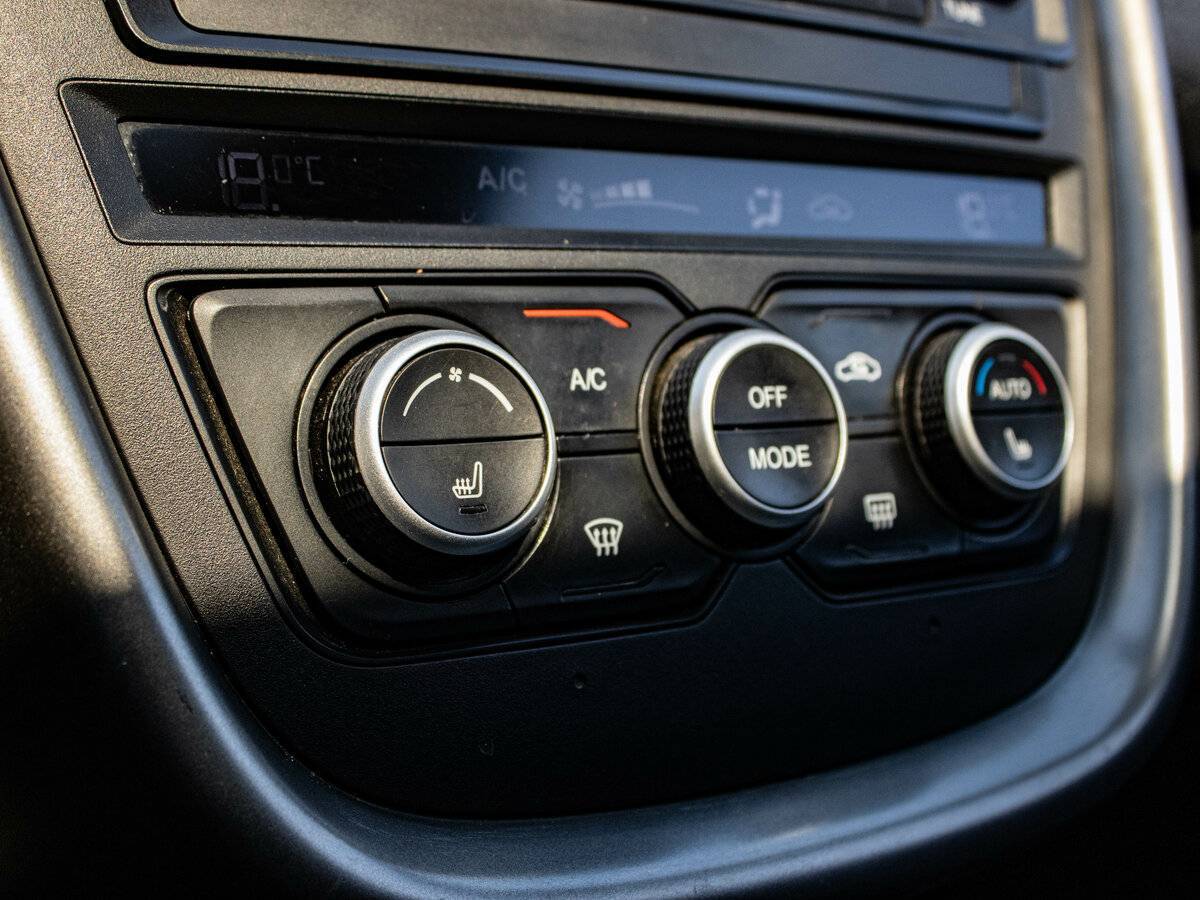 FAW Besturn X80 2018 года с пробегом. Фото: #19