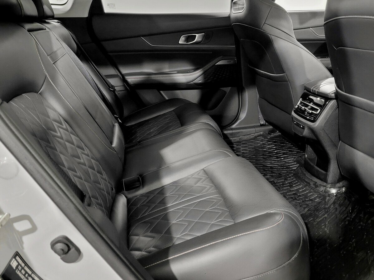 Changan UNI-K 2023 года с пробегом. Фото: #12