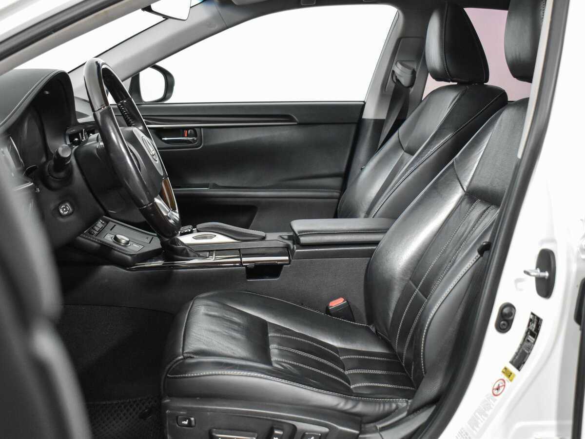 Lexus ES 2015 года с пробегом. Фото: #9
