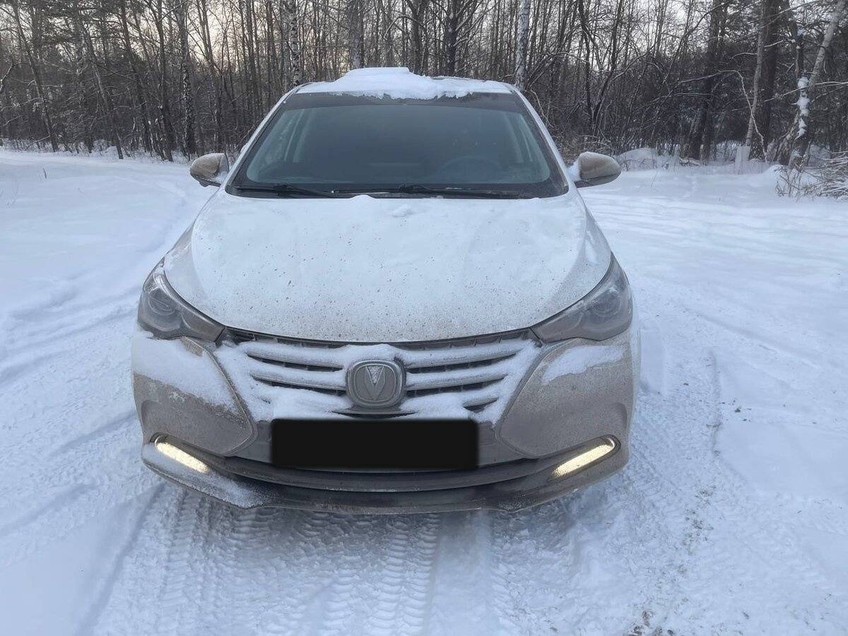 Changan Alsvin 2023 года с пробегом. Посмотреть фото