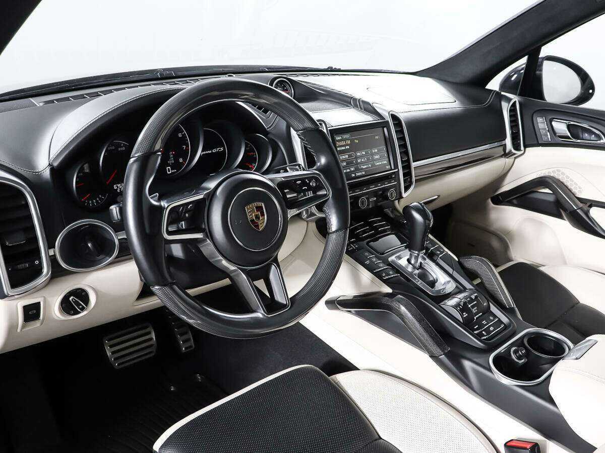 Porsche Cayenne 2015 года с пробегом. Фото: #14