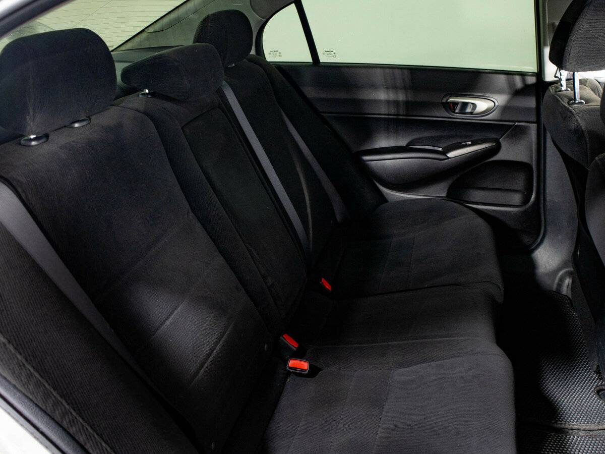 Honda Civic 2008 года с пробегом. Фото: #10