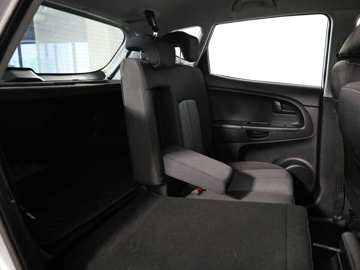 Kia Venga 2012 года с пробегом. Фото: #10