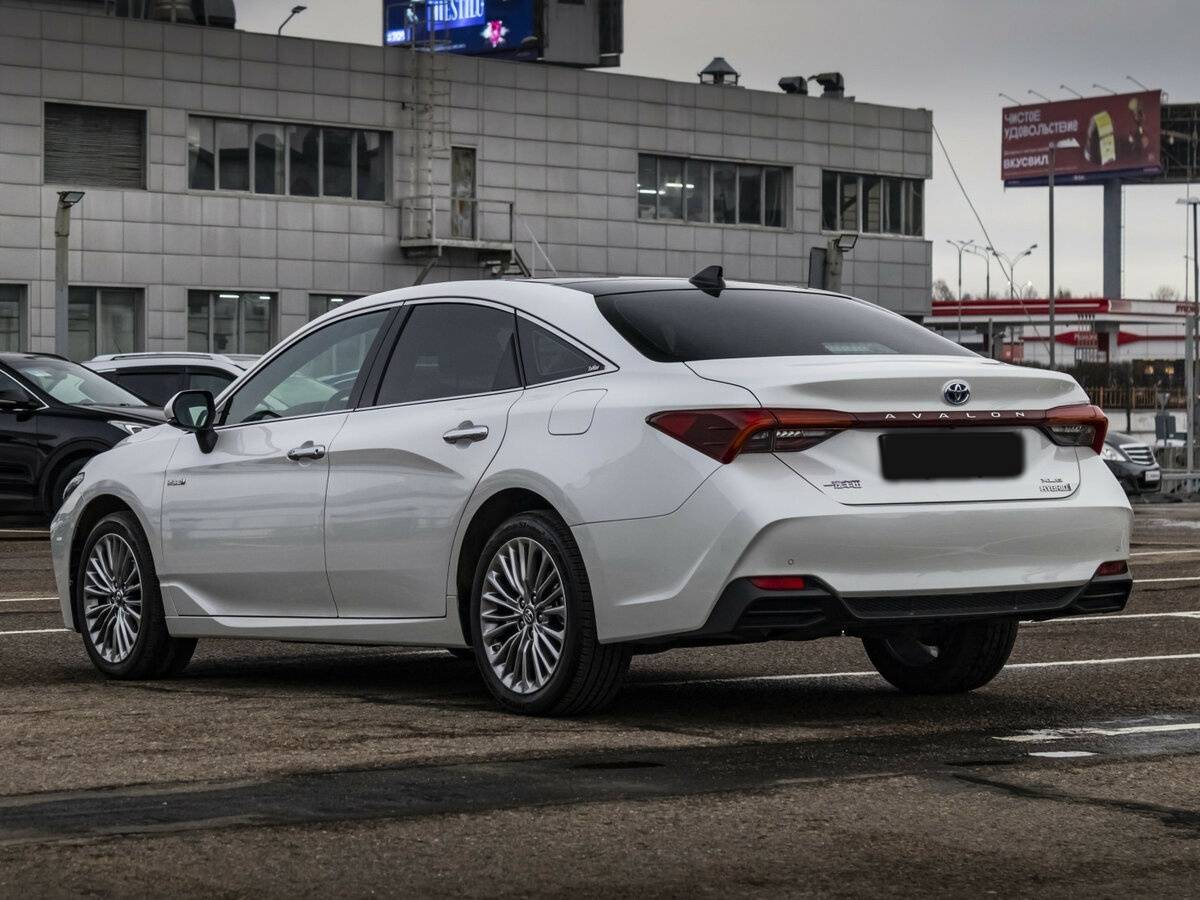 Toyota Avalon 2022 года с пробегом. Фото: #6