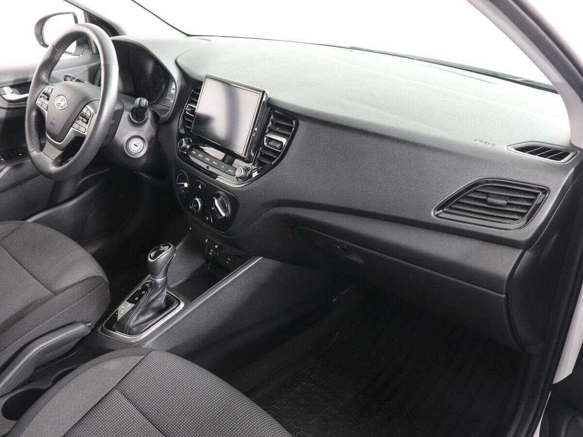 Hyundai Solaris 2022 года с пробегом. Фото: #9