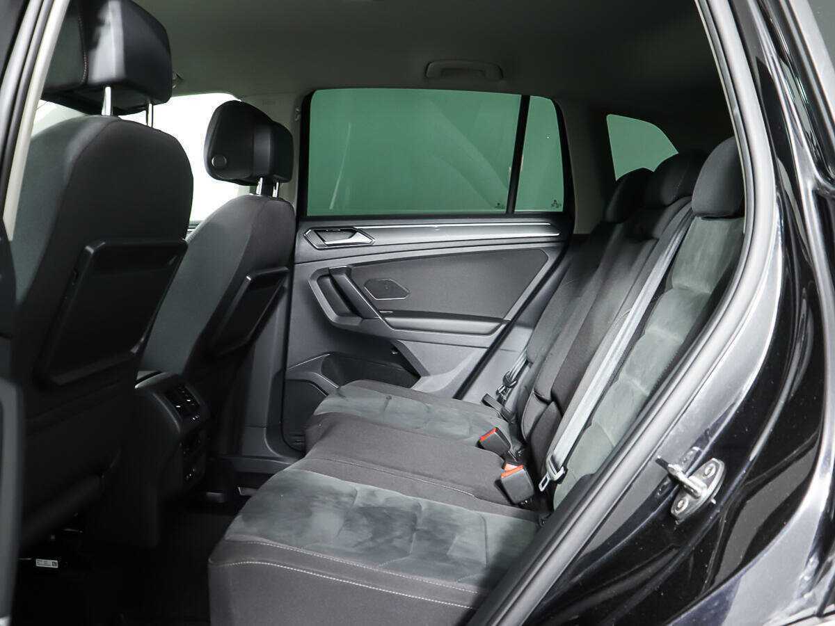 Volkswagen Tiguan 2018 года с пробегом. Фото: #9