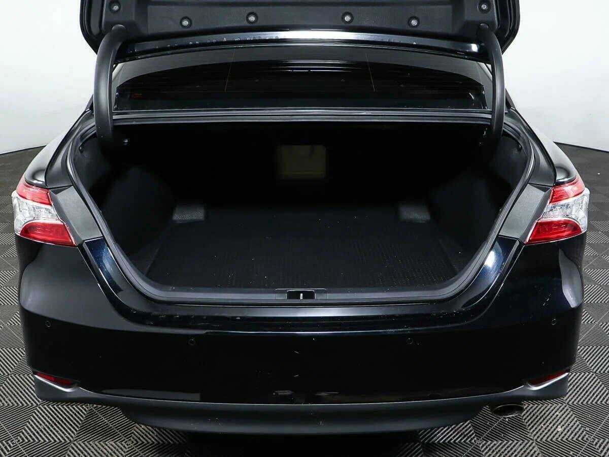 Toyota Camry 2021 года с пробегом. Фото: #16