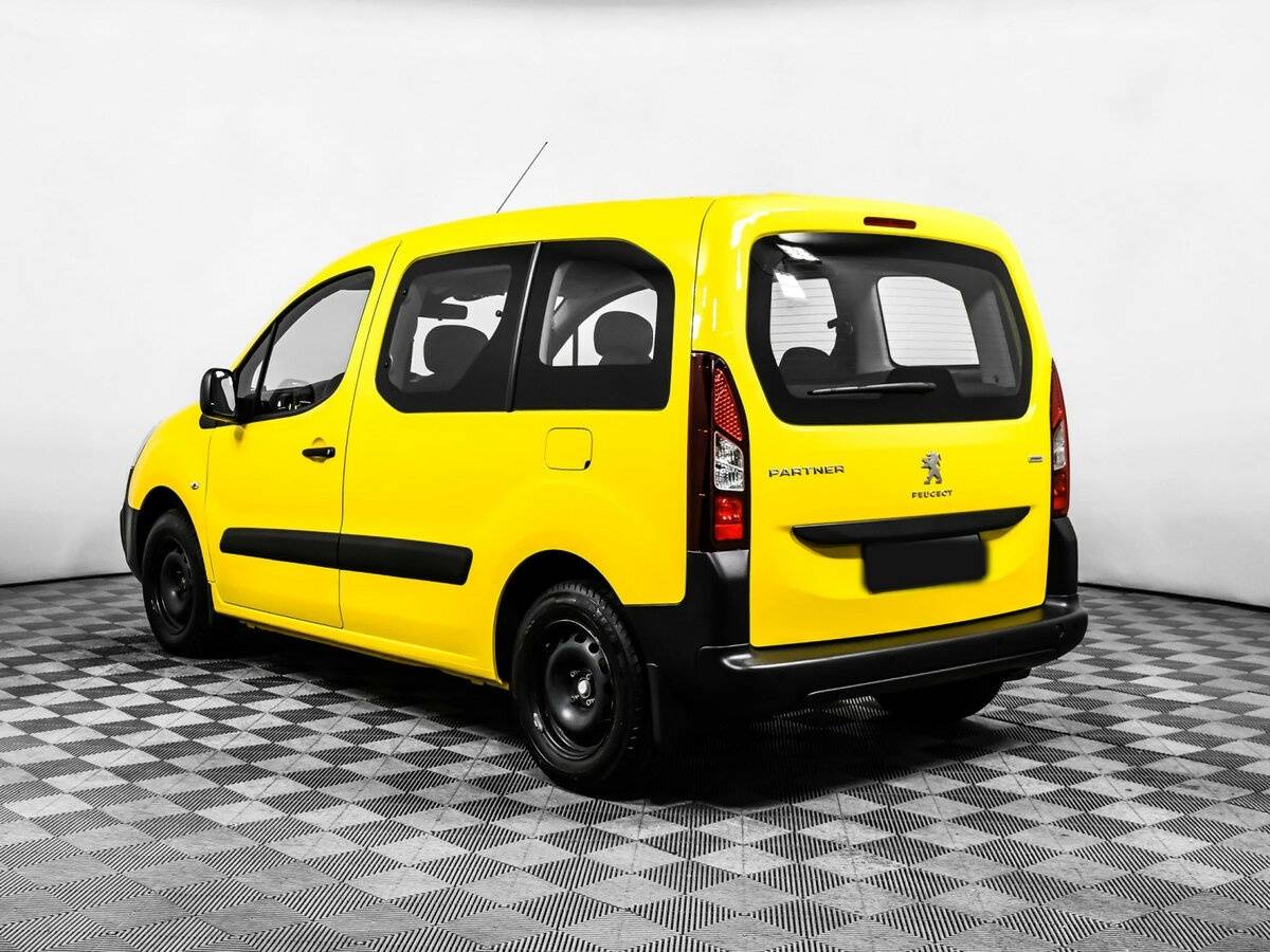Peugeot Partner 2021 года с пробегом. Фото: #5