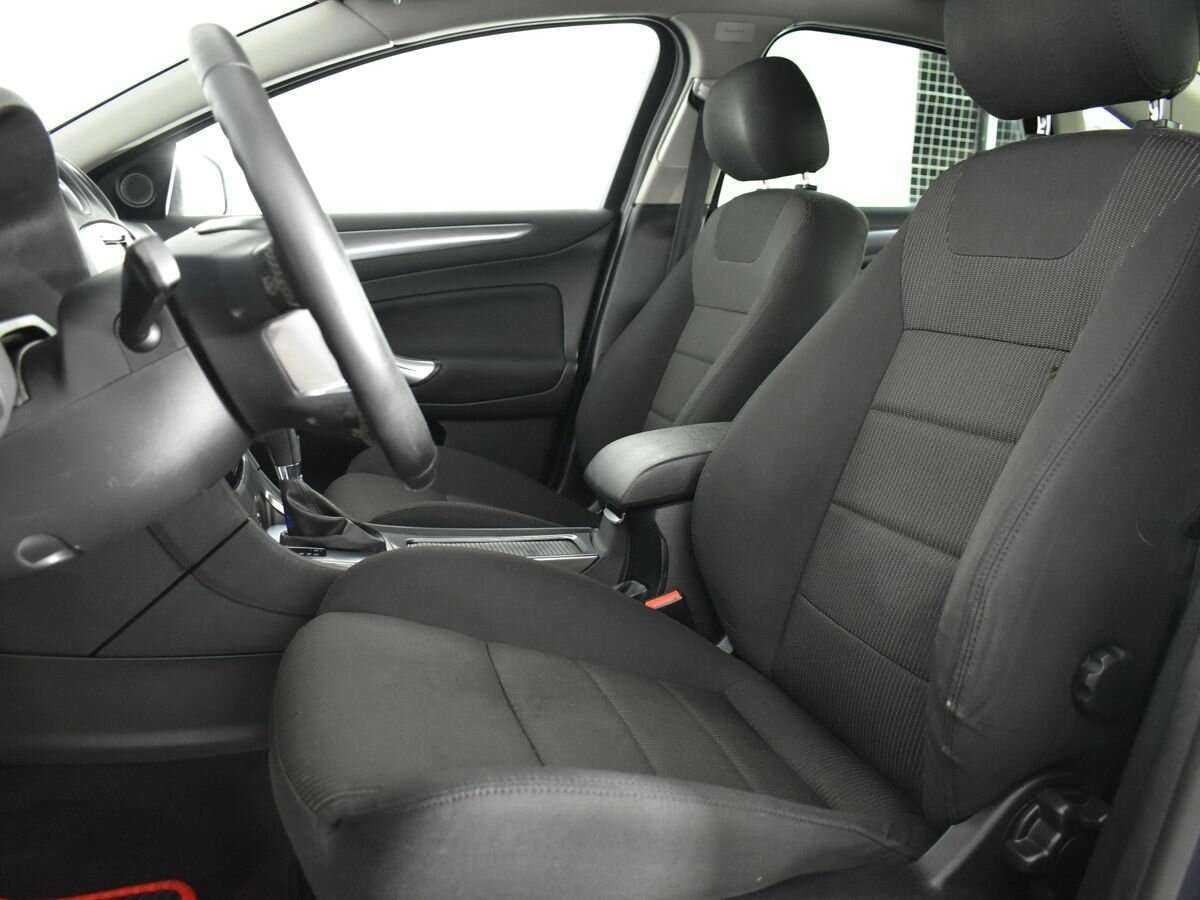 Ford Mondeo 2011 года с пробегом. Фото: #7