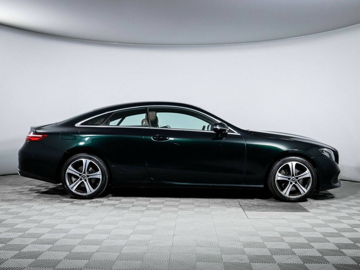 Mercedes-Benz E-Класс 2019 года с пробегом. Фото: #3