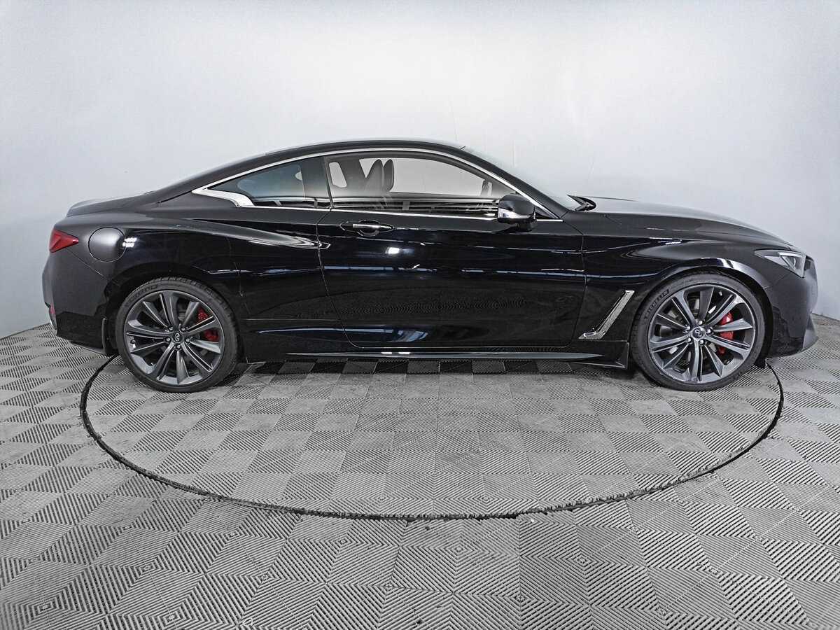 Infiniti Q60 2017 года с пробегом. Фото: #3