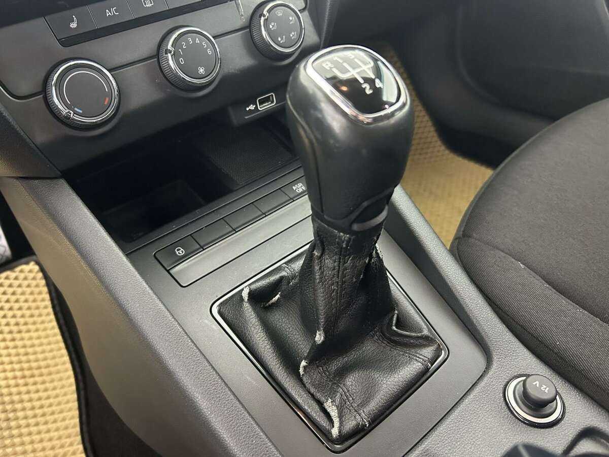 Skoda Octavia 2018 года с пробегом. Фото: #12