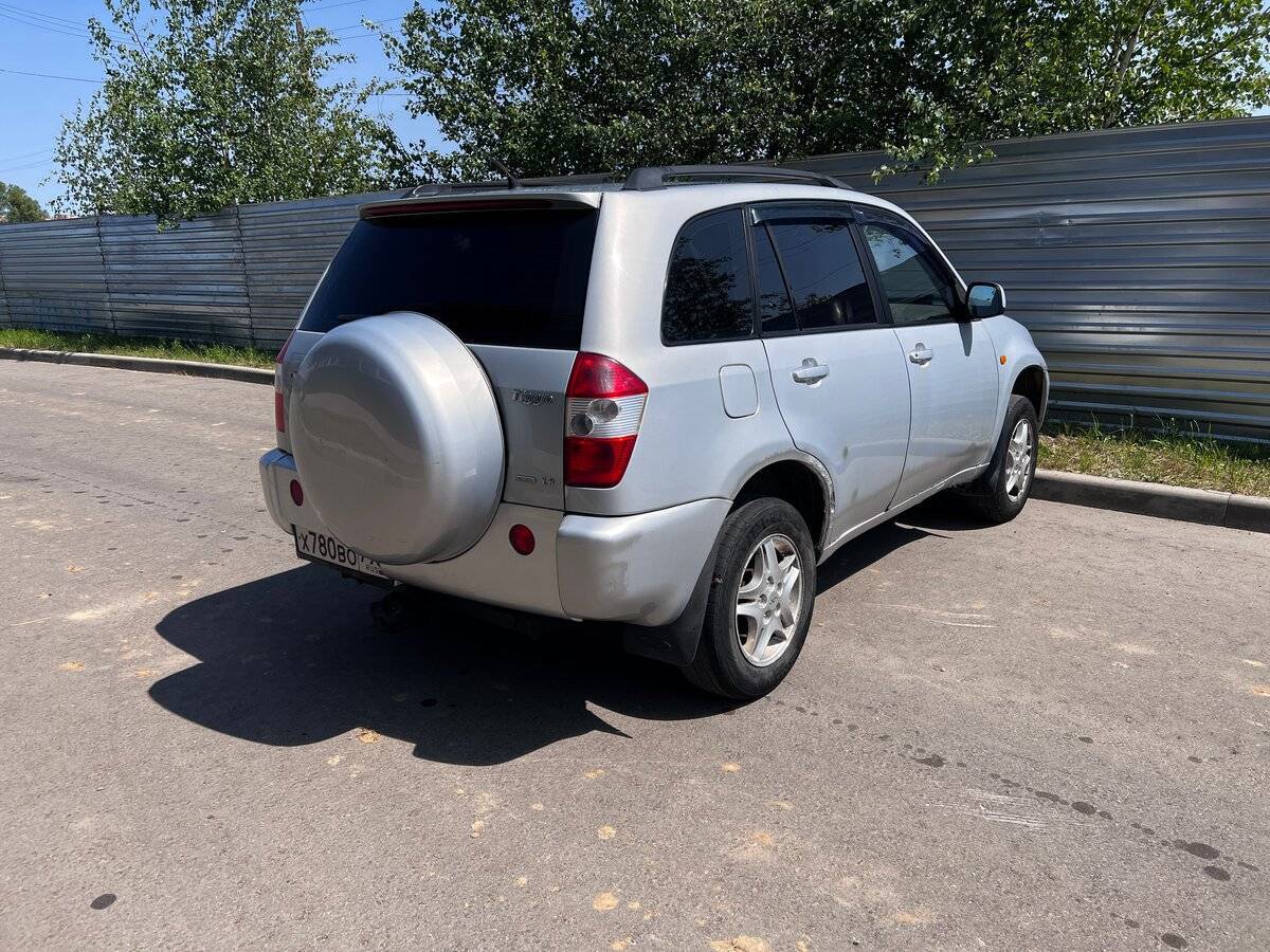 Chery Tiggo (T11) 2010 года с пробегом. Фото: #5