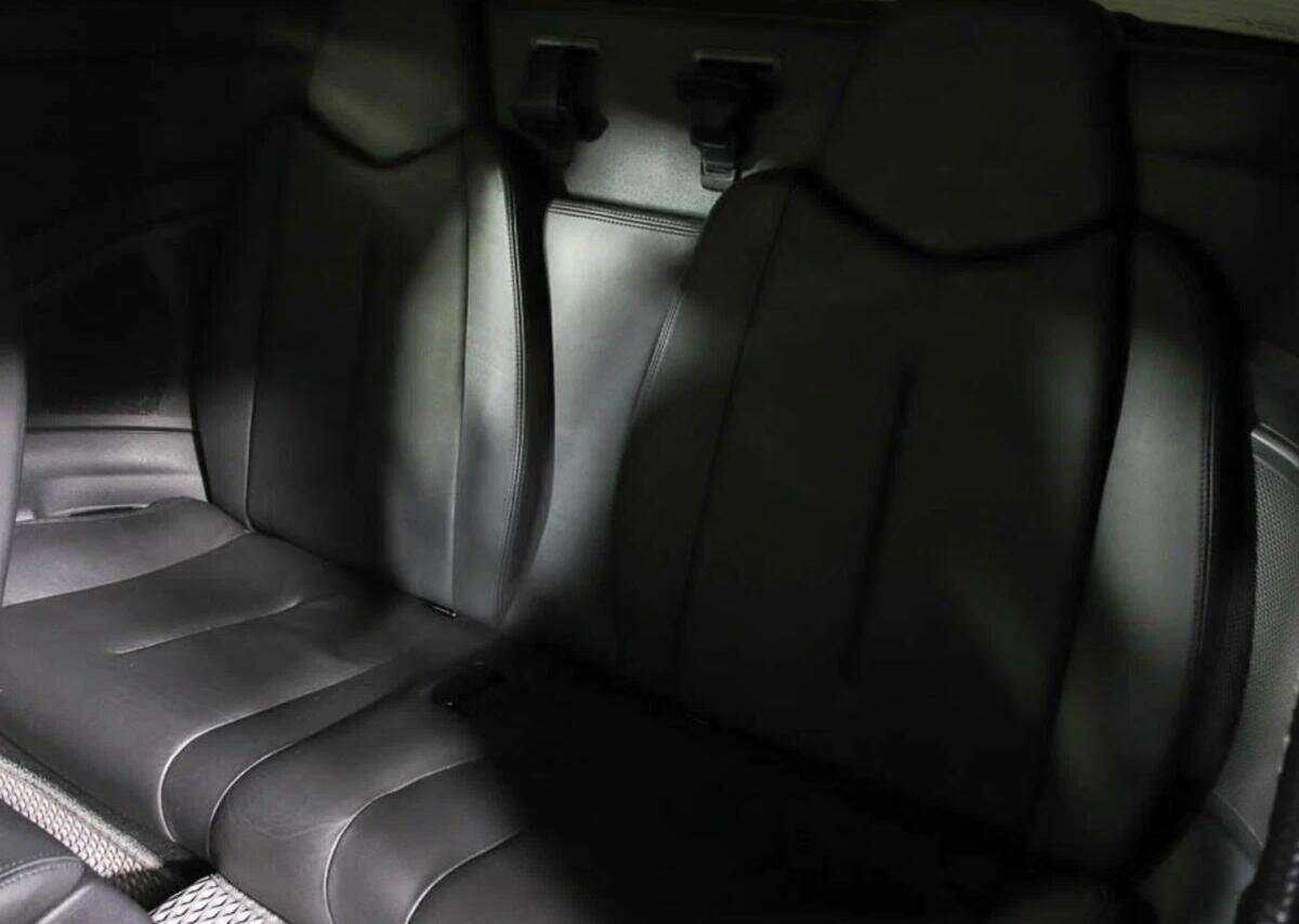 Peugeot RCZ 2011 года с пробегом. Фото: #8