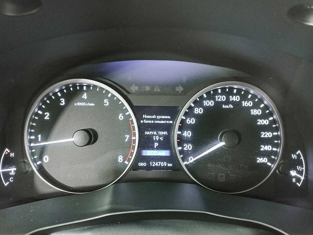 Lexus ES 2015 года с пробегом. Фото: #7