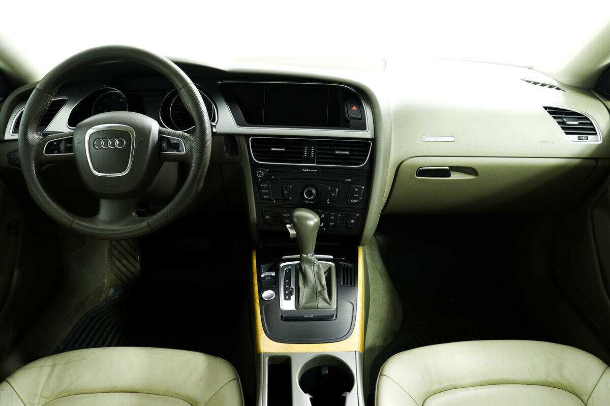 Audi A5 2009 года с пробегом. Фото: #10