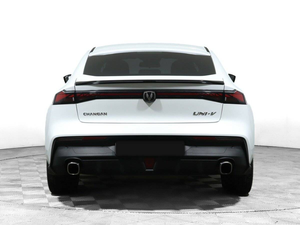 Changan UNI-V 2022 года с пробегом. Фото: #4