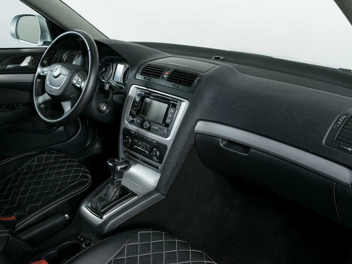 Skoda Octavia 2013 года с пробегом. Фото: #8