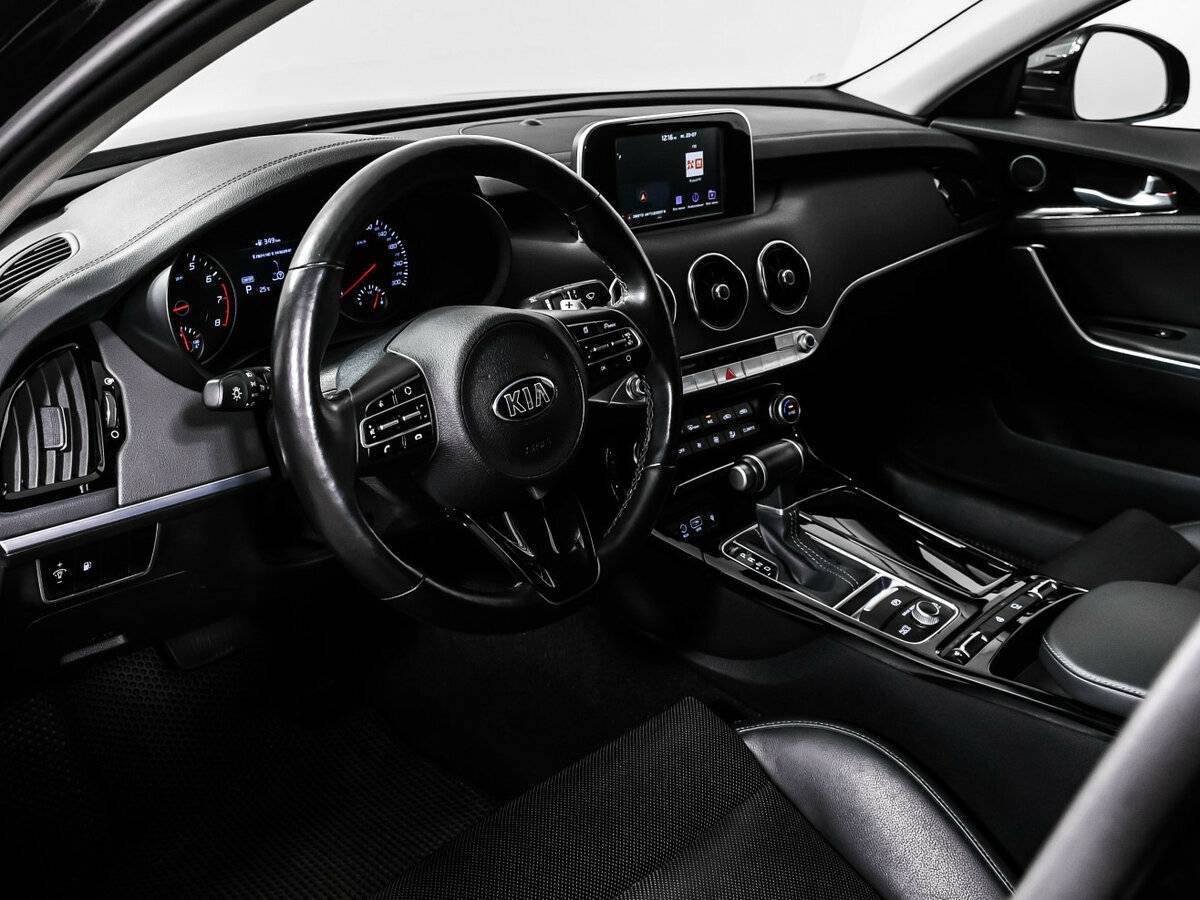 Kia Stinger 2019 года с пробегом. Фото: #11
