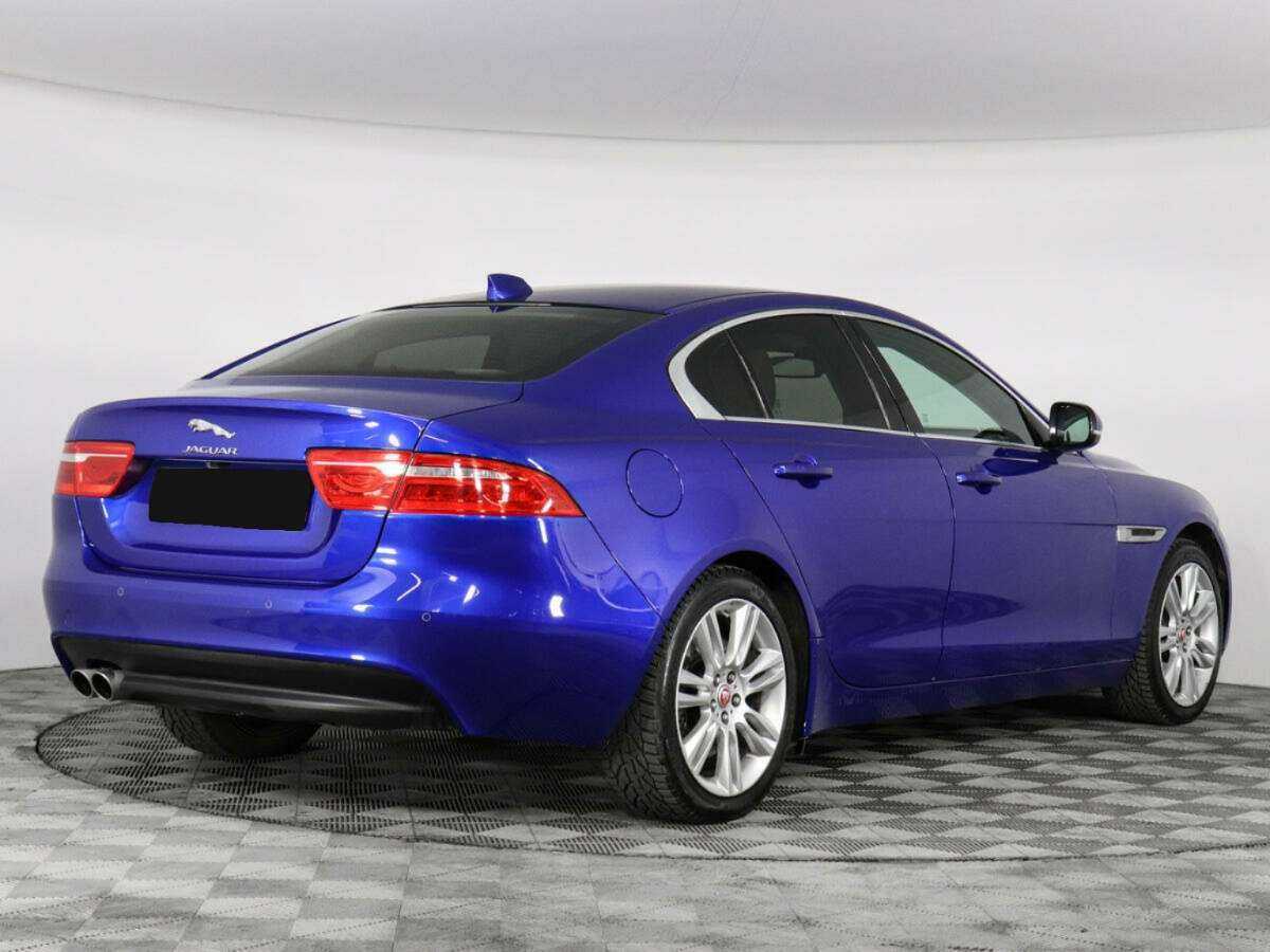 Jaguar XE 2016 года с пробегом. Фото: #3