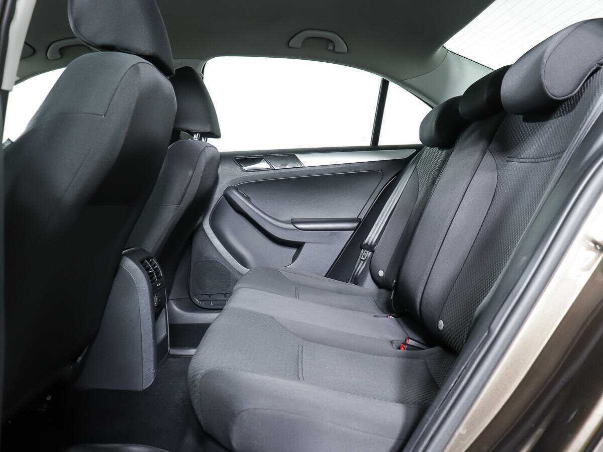 Volkswagen Jetta 2012 года с пробегом. Фото: #8