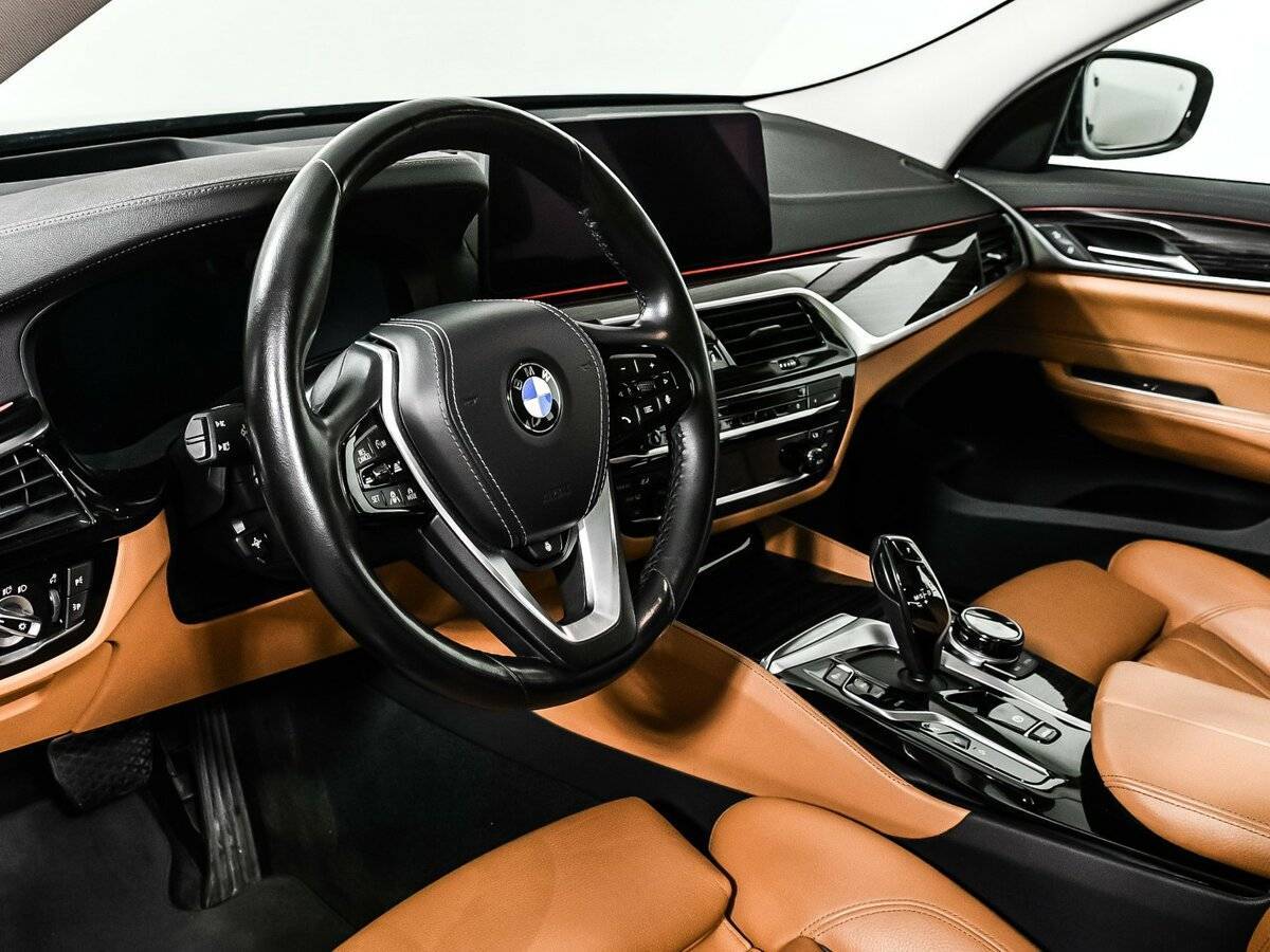 BMW 6 серии 2021 года с пробегом. Фото: #11