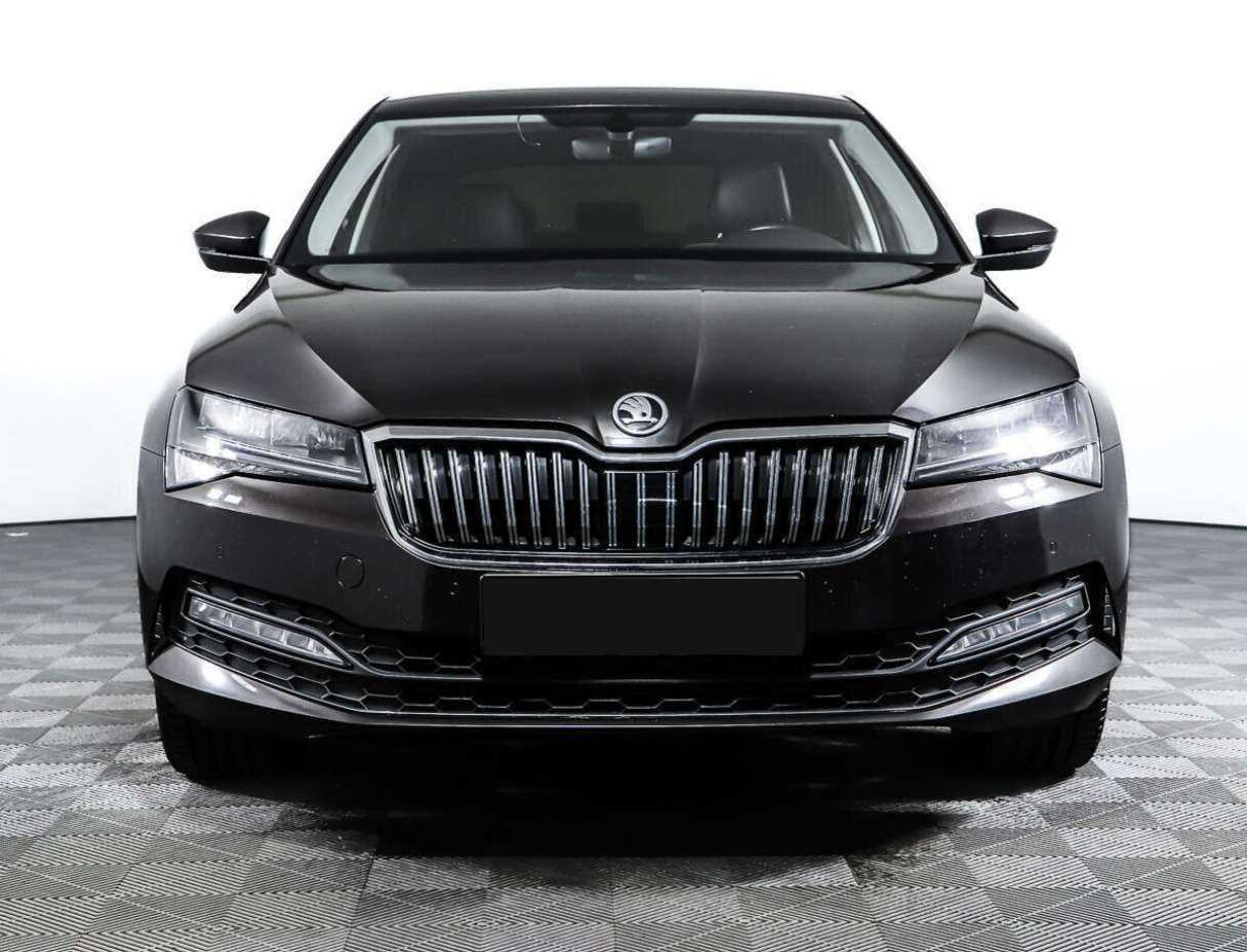 Skoda Superb 2020 года с пробегом. Фото: #1