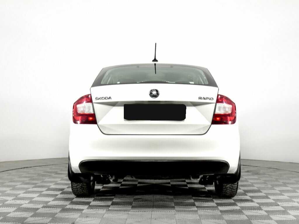 Skoda Rapid 2018 года с пробегом. Фото: #5