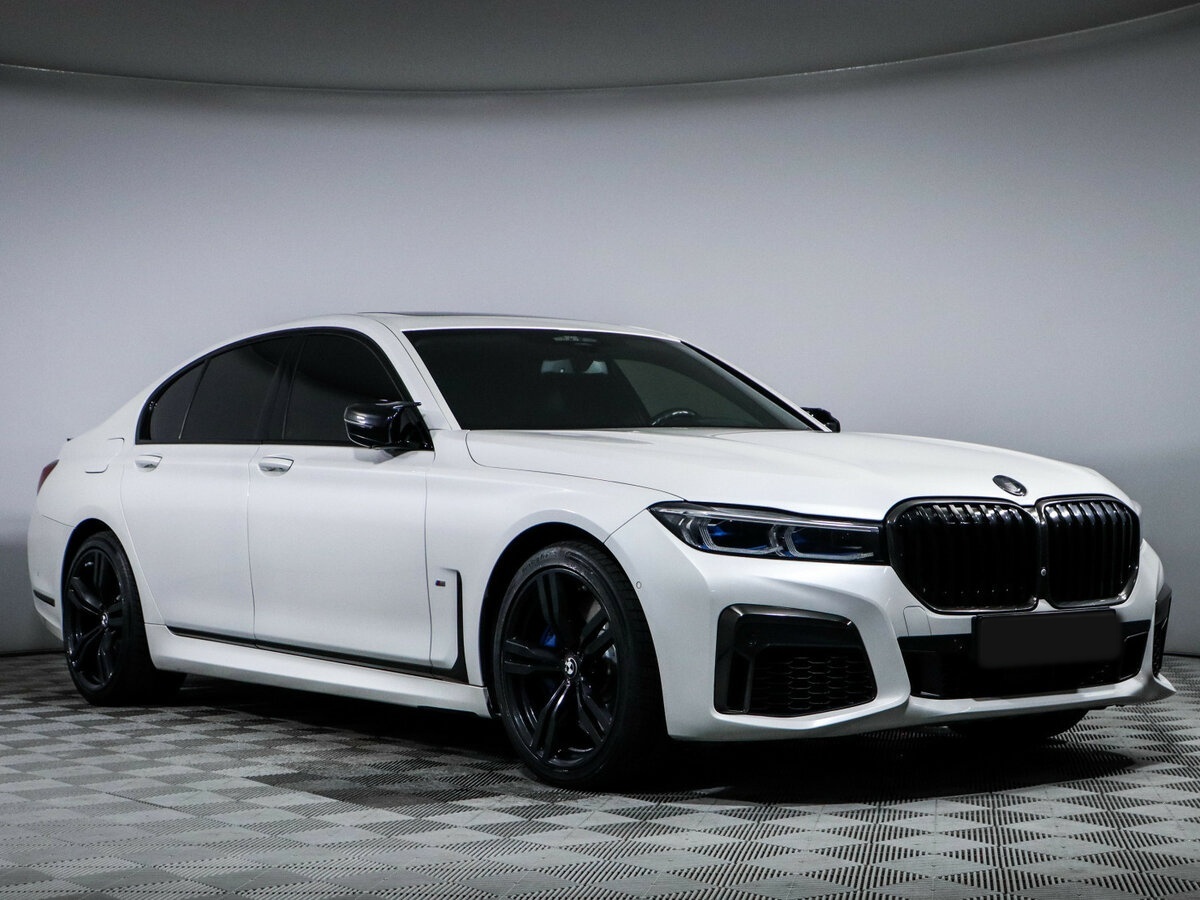 BMW 7 серии 2020 года с пробегом. Фото: #2